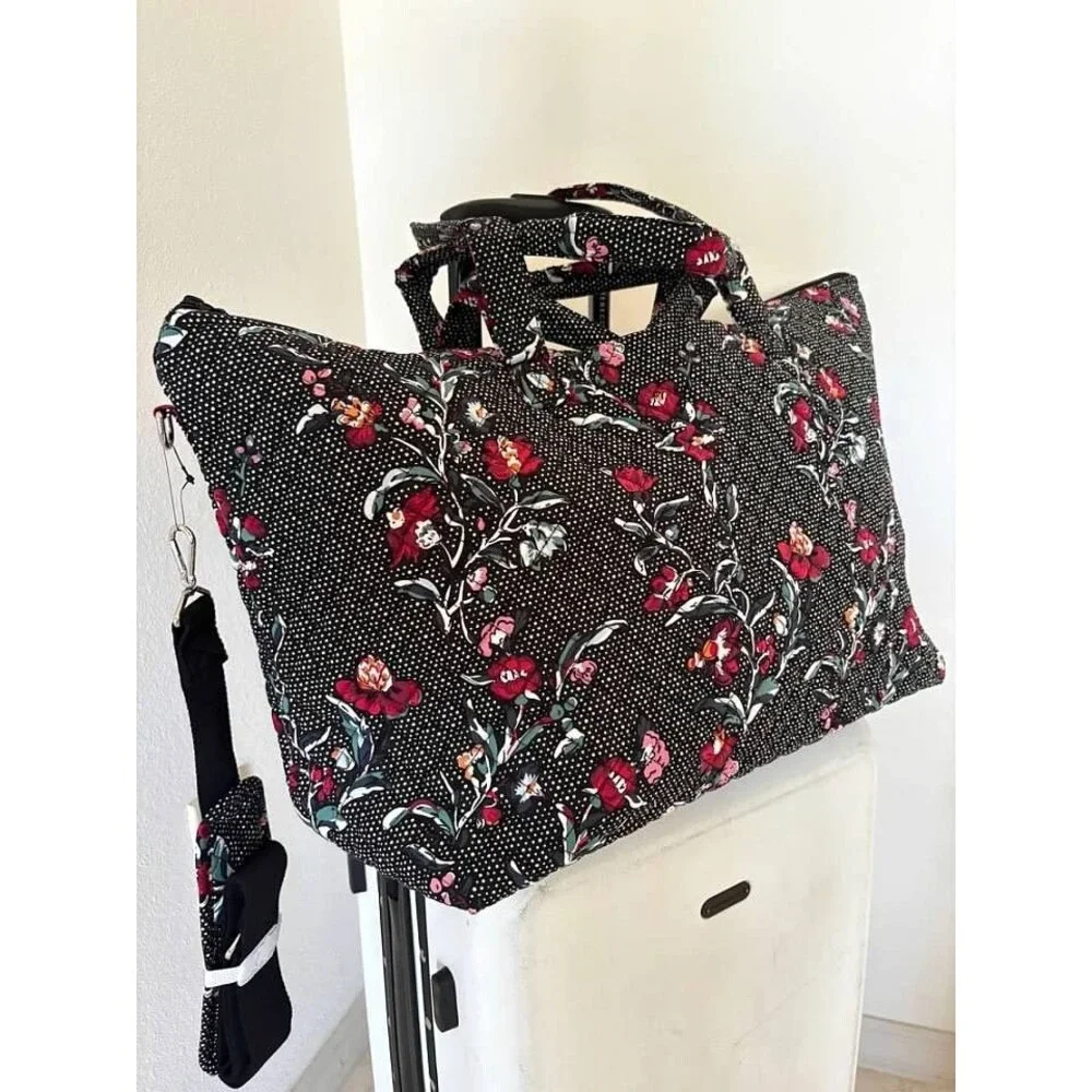 Vera Bradley Cotton Overnight Tote Travel Bag Perennials Noir Dot-NWT - Picture 3 of 6